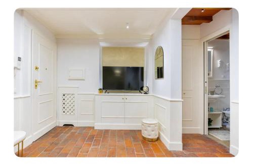 San Lorenzo Apartment | The bright window in Florence! Centralissimo!