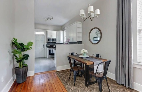 Historic District - North Apartment | The Broad House, Historic | Renewed | Cozy