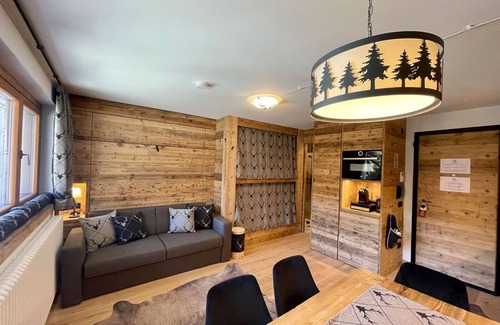 Madesimo Apartment | The Brook Mountain Apartment