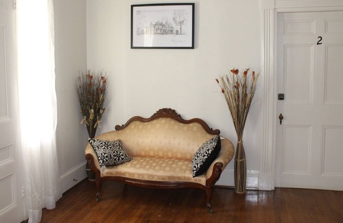 Monticello House | The Budd-Pafford House - The Presidential Suite