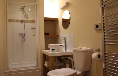 Fishbourne Bed & Breakfast | The Bulls Head