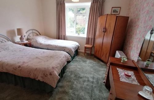 Ripley House | The Bungalow