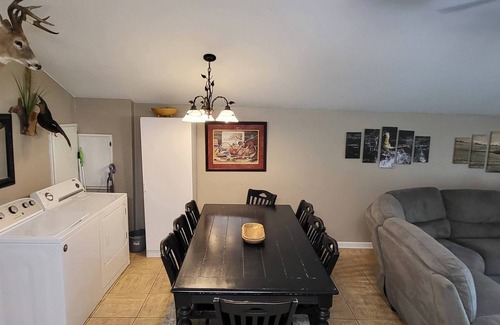 Heber Springs Cabin | The Bunkhouse at Lobo Landing Resort Located on the Little Red River!