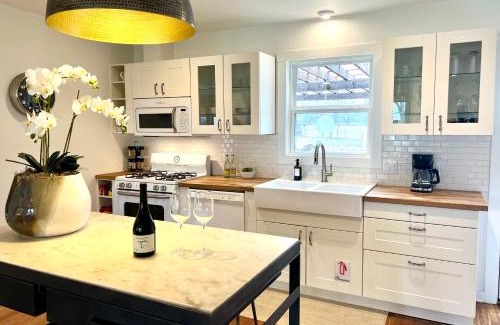Fredericksburg House | The Burbank House