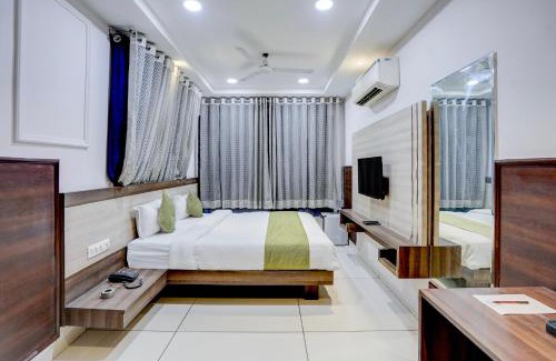 Indore Hotel | The Byke Express - Near Vishesh Jupiter Hospital