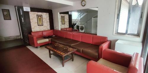 Nashik Hotel | The Byke Suresh Plaza