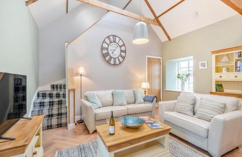 Ayr House | The Byre - Uk45343