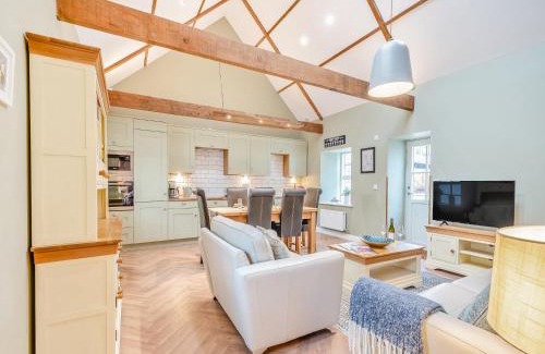Ayr House | The Byre - Uk45343