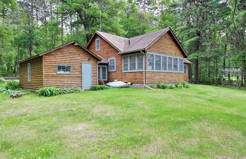 Hayward Cottage | The Cabin- cozy cottage on the sandy shores of the Chippewa Flowage