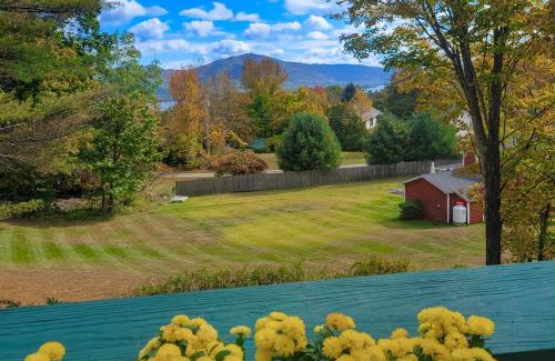 Bolton Landing House | The Cabin House