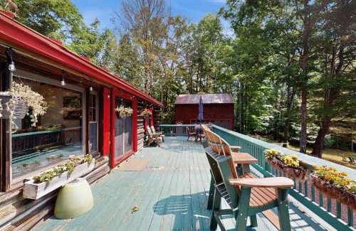 Bolton Landing House | The Cabin House