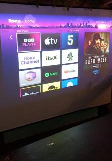 Bonnybridge House | The Cabin With Hot Tub Projector, Netflix YouTube etc