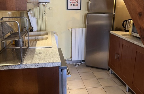 Arles City Centre Apartment | The calm of a large apartment heart of historic town terrace, well equipped