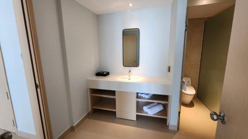 Khanh Hoa Apartment | The Cam Ranh Oceanview Resort
