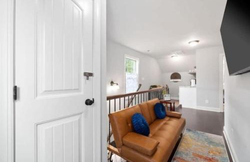 Clarksville Apartment | The Campbell Carriage House