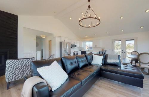 Kiwanda Shores House | The Capella