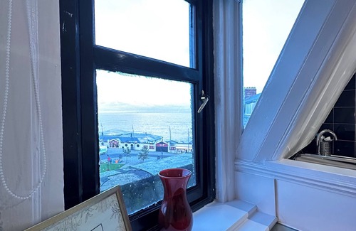 Bridlington Old Town Apartment | The Carlton Holiday Apartments