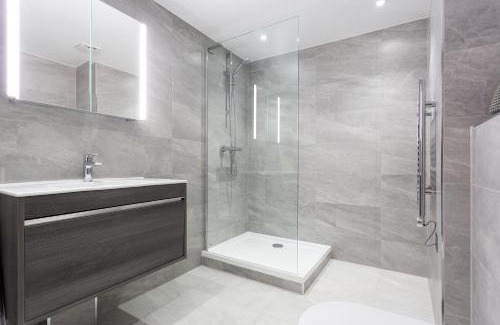 Kensington Apartment | The Carlyle - Stunning Serviced Apartments