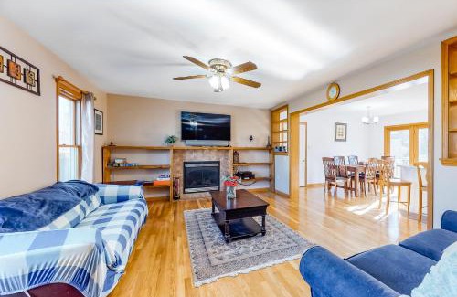 East Harwich House | The Carriage House