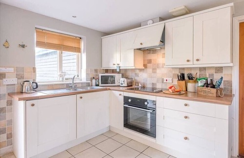 Framlingham House | The Cartlodge at Boundary Farm, Framlingham