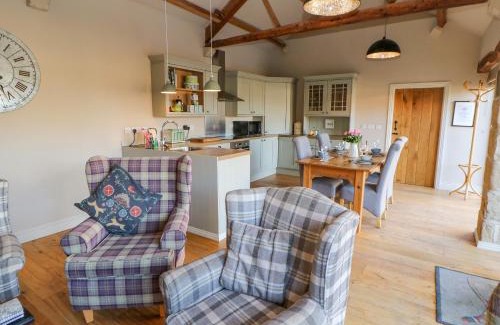 Richmond House | The Cartshed, Sedbury Park Farm