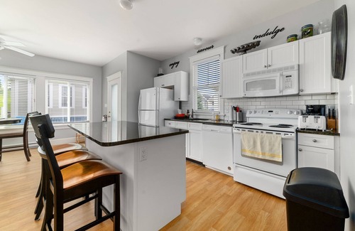 Cherry Valley House | The Cattail - 26 Meadow View
