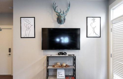 West End Apartment | The Celebrity - Free Parking, Central, Vanderbilt