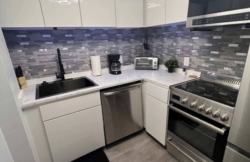 Salem Apartment | The Center of Downtown Salem's Haunted Happenings