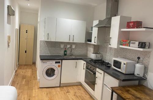 Addison Apartment | The central flat