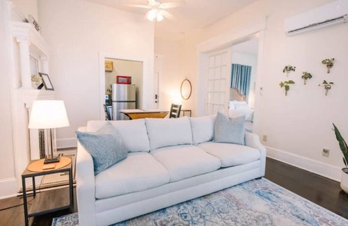 Danville Apartment | The Central Stay on Main 1b/1bth