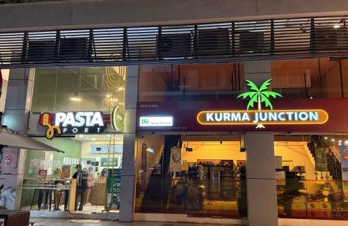 Bayan Lepas Apartment | THE CEO 3 BEDROOM near USM SPICE ARENA PANTAI SPECIALIST AIRPORT