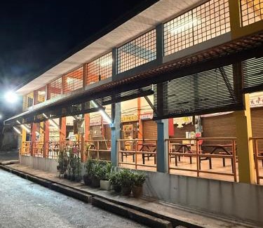 Bayan Lepas Apartment | THE CEO 3 BEDROOM near USM SPICE ARENA PANTAI SPECIALIST AIRPORT