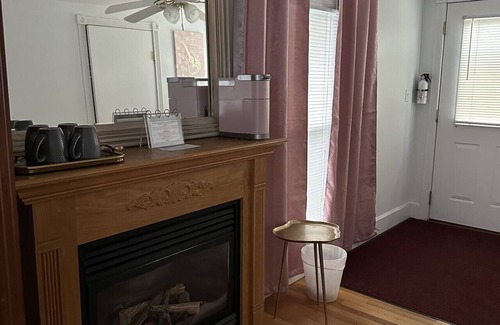 Hammondsport Apartment | The Champagne House Unit 8