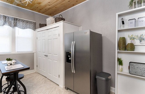 Johnson City House | The change of the century charm!