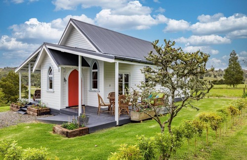 Kohukohu Cottage | The Chapel- A Unique Stay- Restored 19th Century Chapel