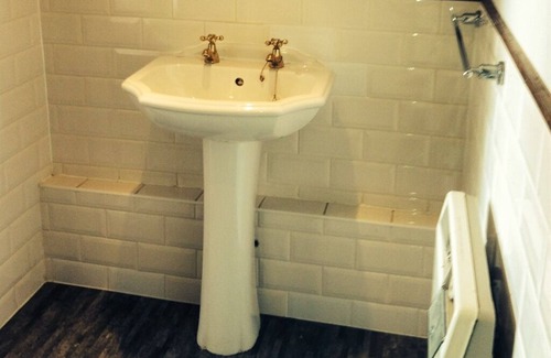 Charlton Marshall Hotel | The Charlton Inn