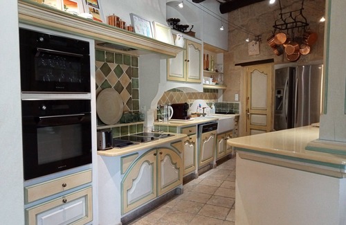 Montfrin House | The charm of stone