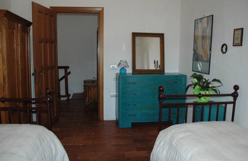 Spoleto Apartment | The Cherry Tree Apartment Farmhouse La Paladina