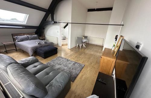 Droylsden House | The Church M