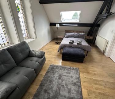 Droylsden House | The Church M