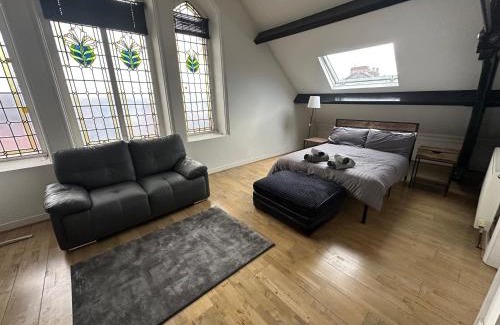 Droylsden House | The Church M