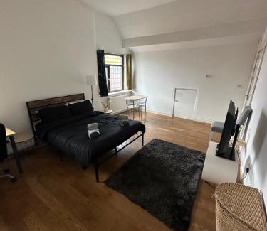 Droylsden House | The Church V