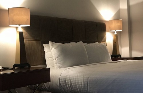 Wamberal Hotel | The Clan Terrigal