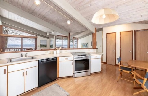 Gilford House | The Cliff House - Gilford, NH