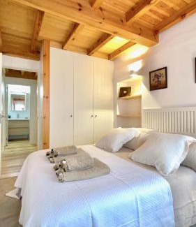 Viveiro House | The Cliffs - Casa Catuxa