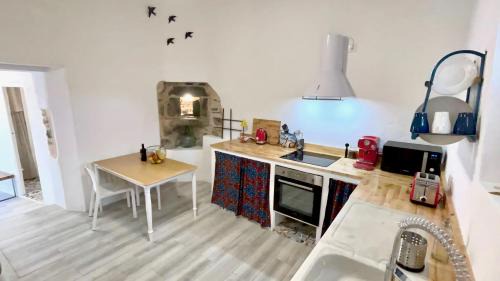 Porto do Barqueiro House | The Cliffs - La Maison du Puits