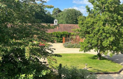 Henley-on-Thames Apartment | The Clock Tower & Dairy - Two x 2 Bed Barns with Indoor Pool