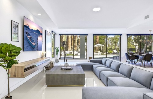 Rancho Mirage House | The Club Estate: On Golf Course, Mini Golf & Games