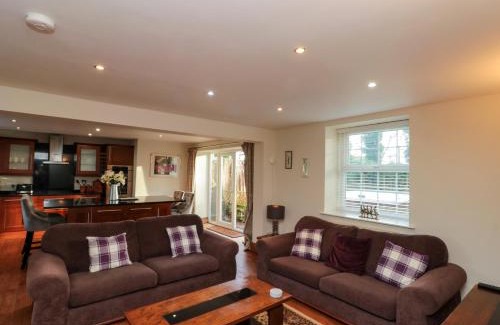 East Ayton House | The Coach House