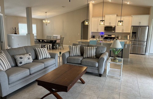 Palm Coast House | The Coastal Hideaway- Minutes to the Beach!